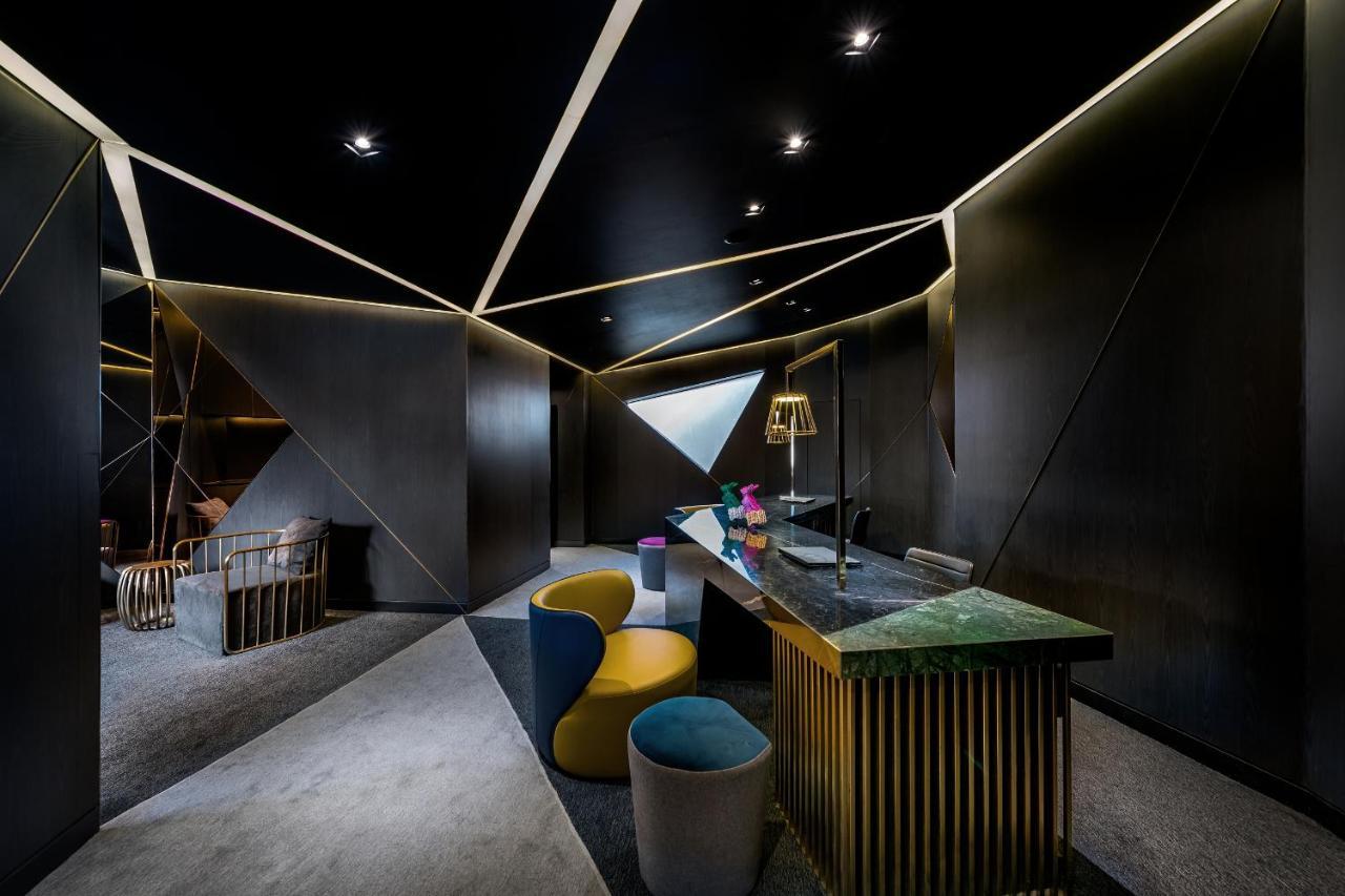 Vue Hotel Beijing Bagian luar foto