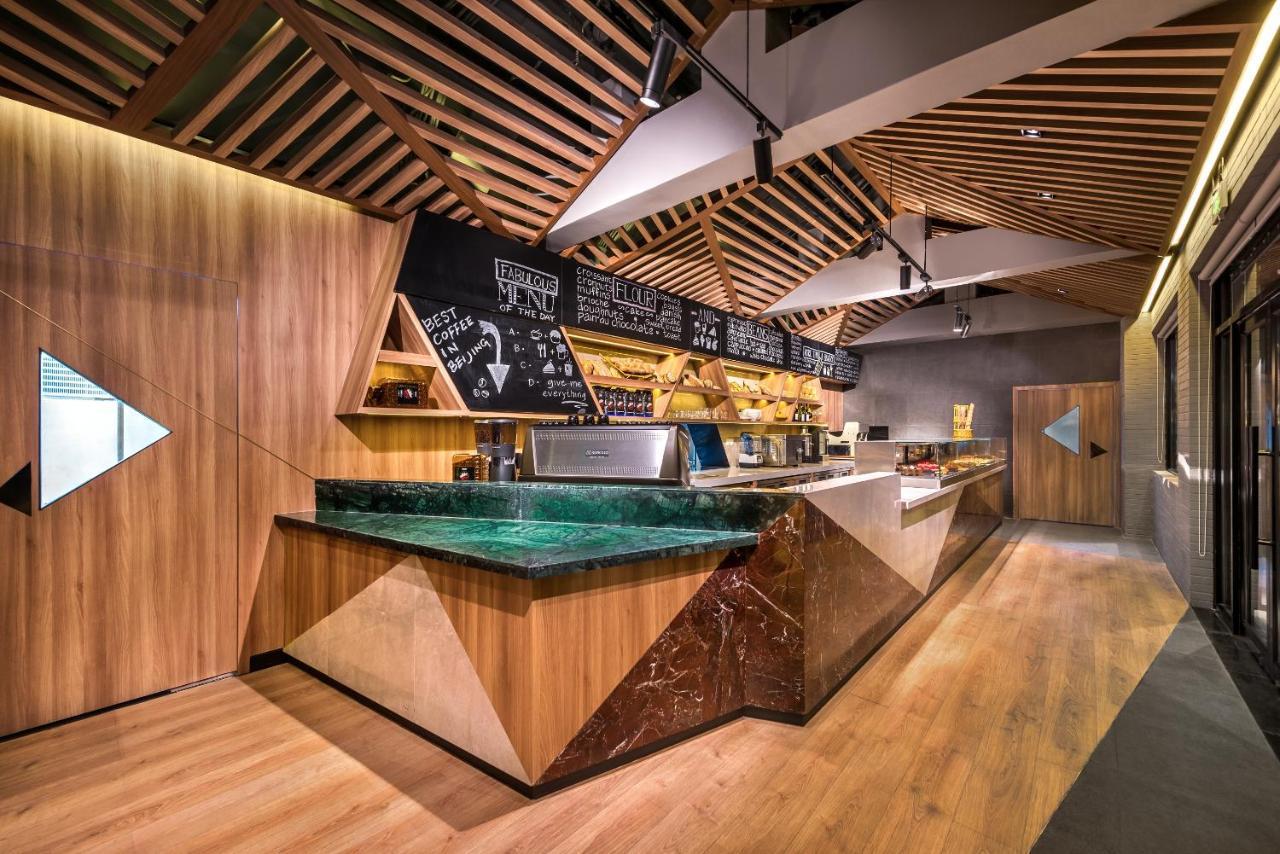 Vue Hotel Beijing Bagian luar foto